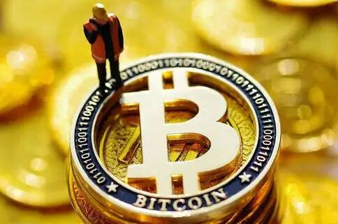 比特币挖矿，矿机多少钱一台一个比特币要挖多久